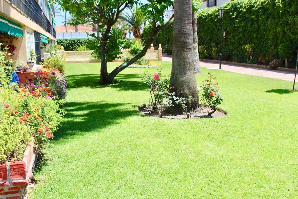 Bakari Koko Apartment Torremolinos Bagian luar foto
